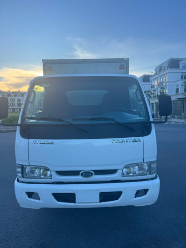 BÁN XE K165 -THÙNG KÍN - MÀU TRẮNG – NĂM 2015