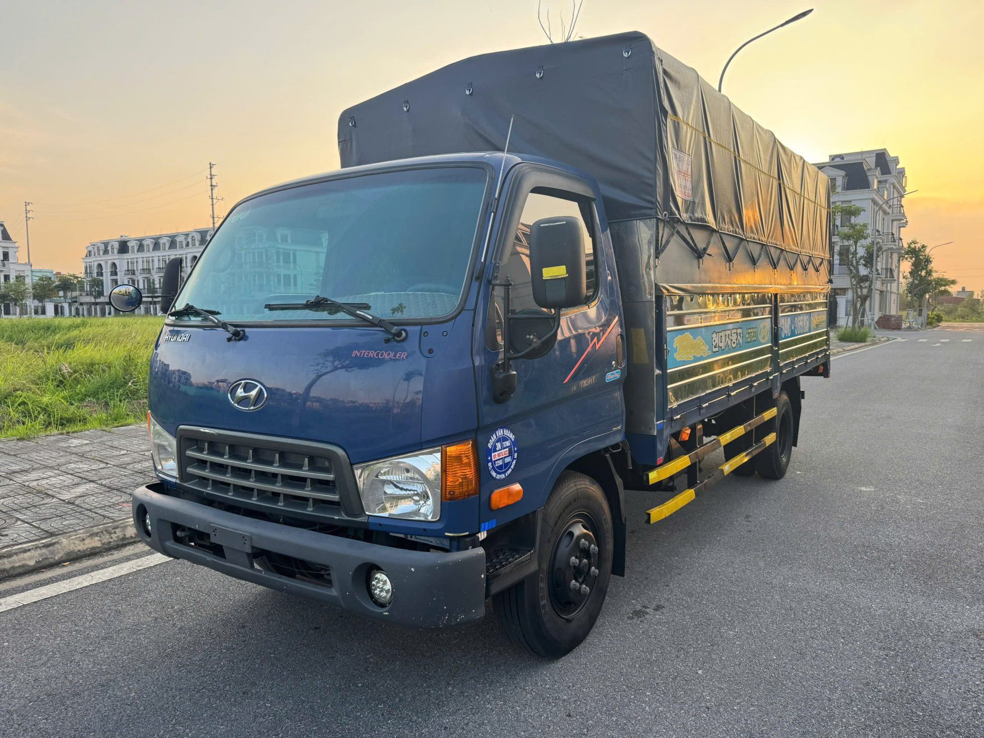 BÁN XE NEW MIGHTY -THÙNG MUI BẠT - MÀU XANH – NĂM 2016 - Ảnh 3