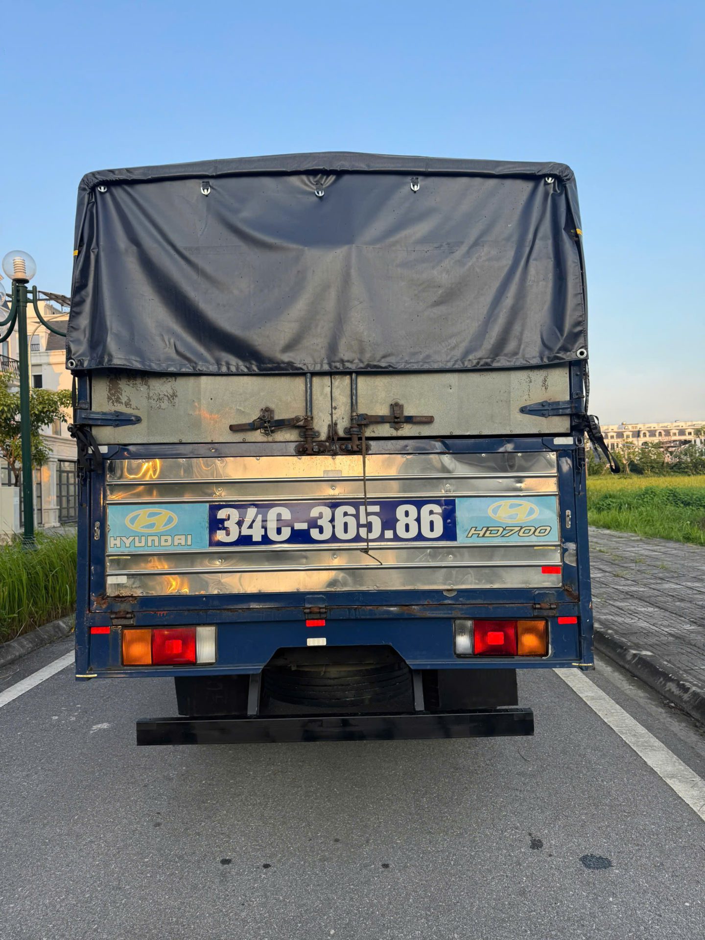 BÁN XE NEW MIGHTY -THÙNG MUI BẠT - MÀU XANH – NĂM 2016 - Ảnh 6