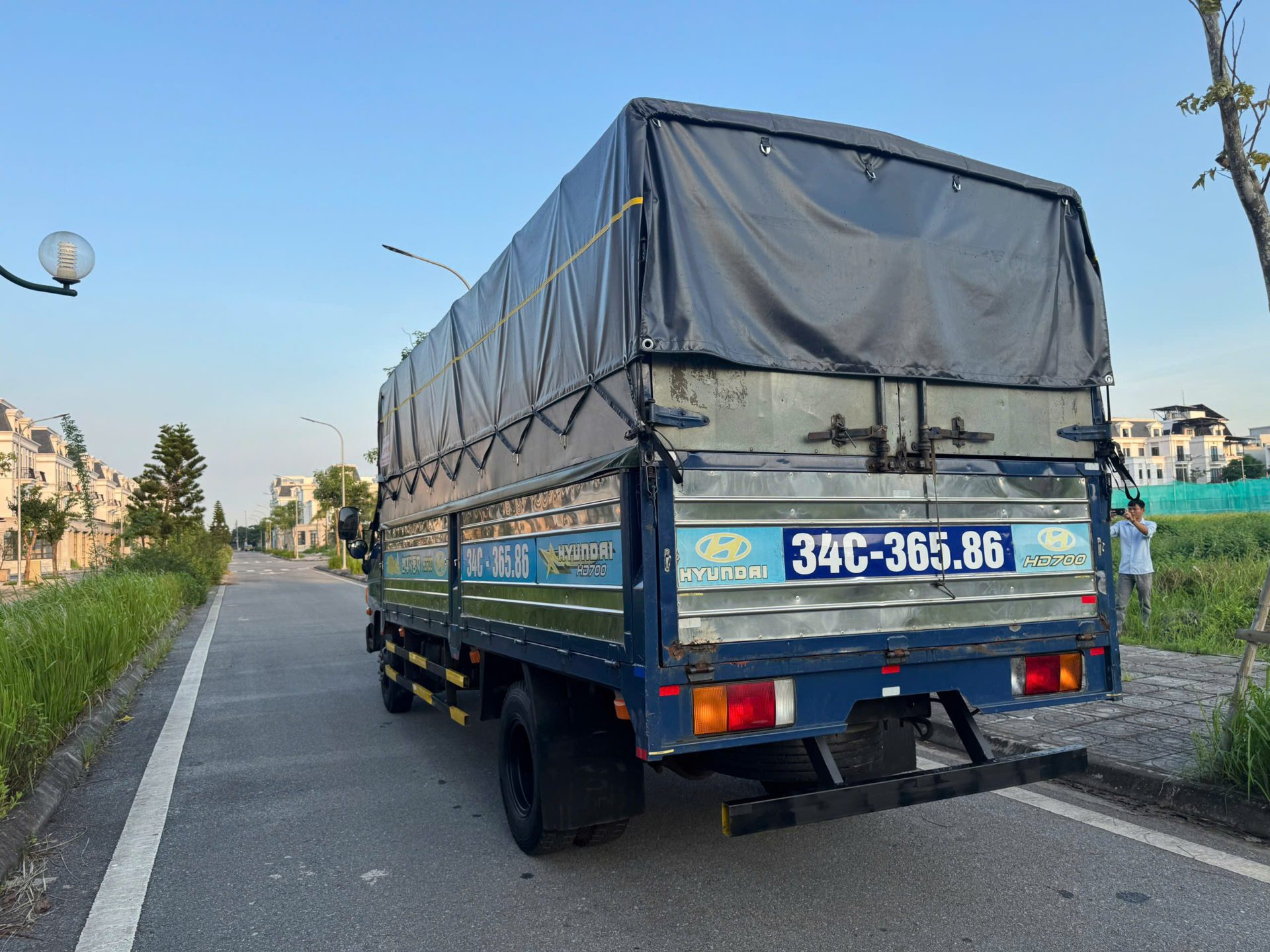 BÁN XE NEW MIGHTY -THÙNG MUI BẠT - MÀU XANH – NĂM 2016 - Ảnh 16